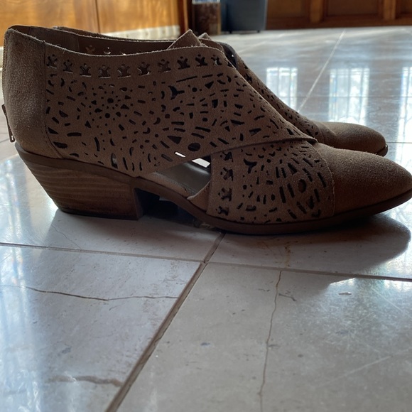 Carlos by Carlos Santana booties - Picture 2 of 9